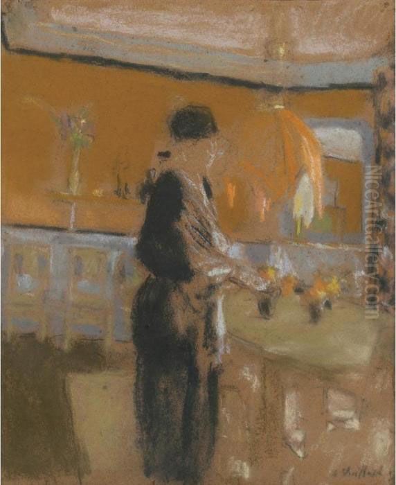Madame Hessel Arrangeant Des Fleurs Oil Painting by Jean-Edouard Vuillard