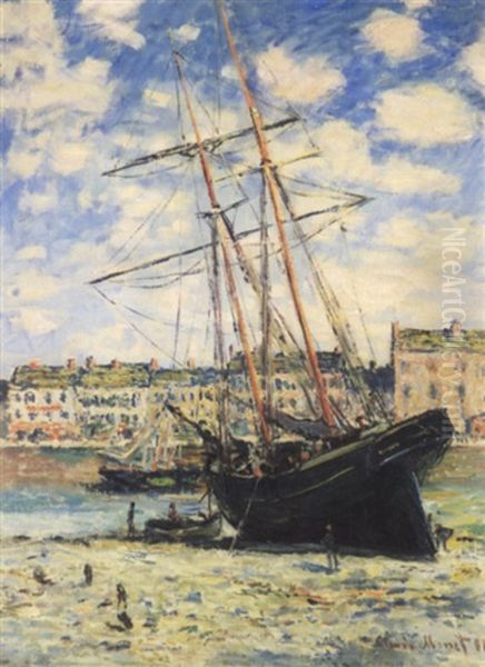Bateau Echoue Oil Painting by Claude Oscar Monet