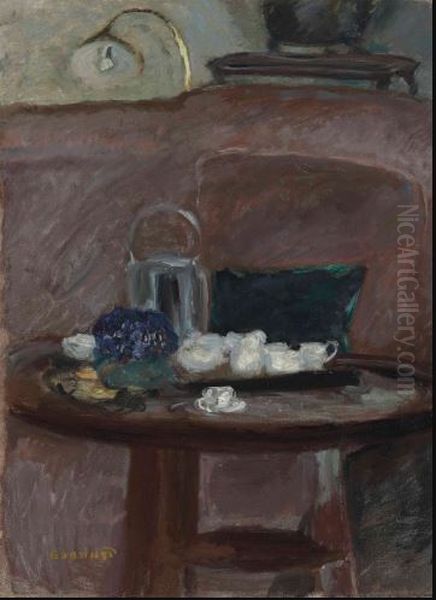 Le the, bouquet de violettes Oil Painting by Pierre Bonnard