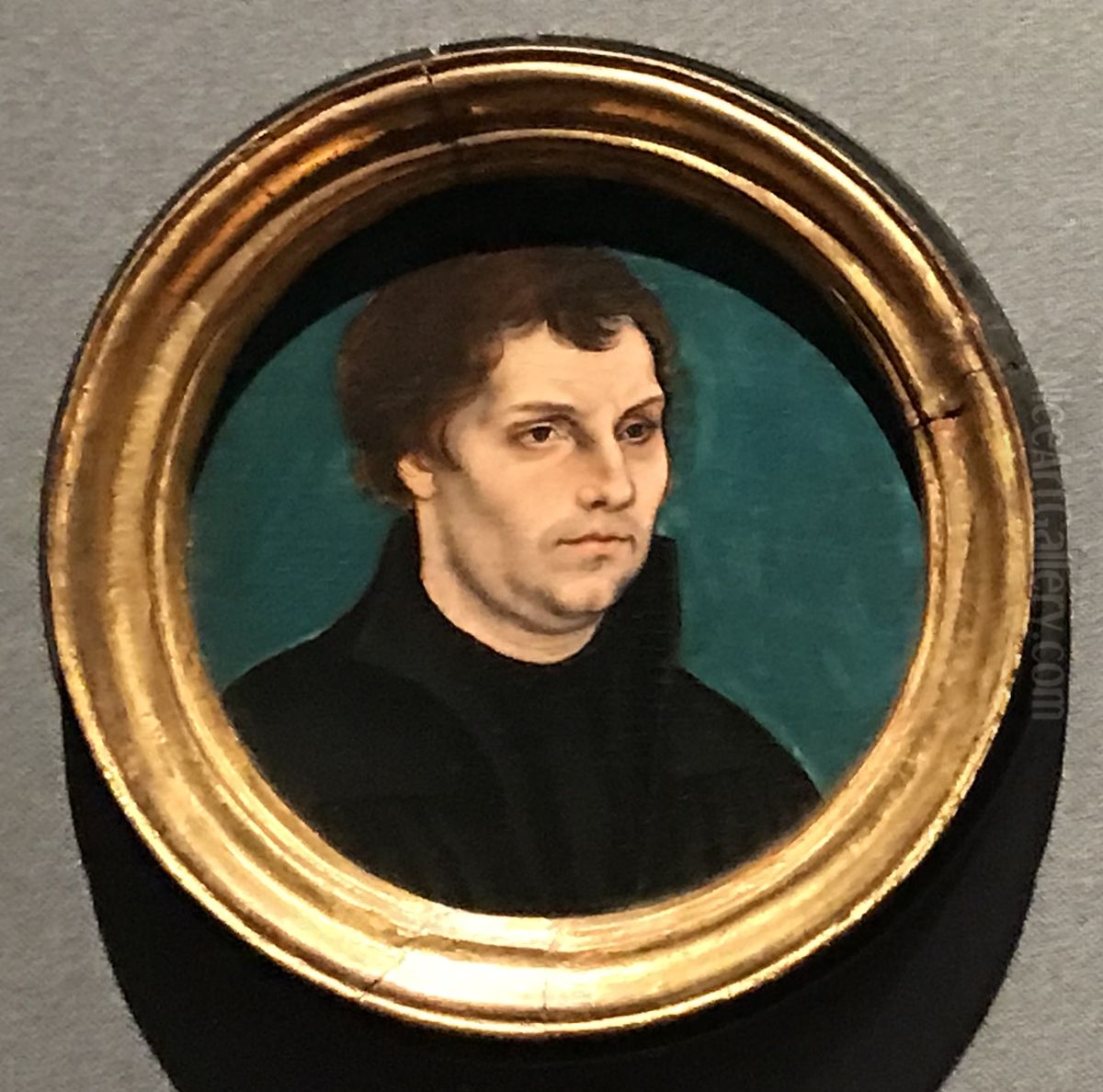 Roundel portrait of Martin Luther Oil Painting by Lucas Cranach the Elder