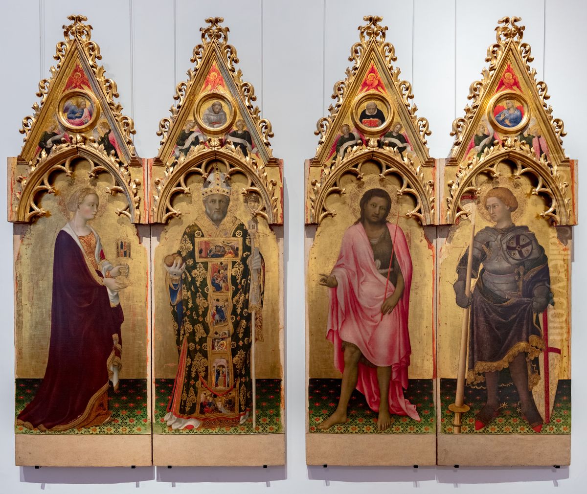 Quaratesi Polyptychon - Seitenflugel Oil Painting by Gentile Da Fabriano