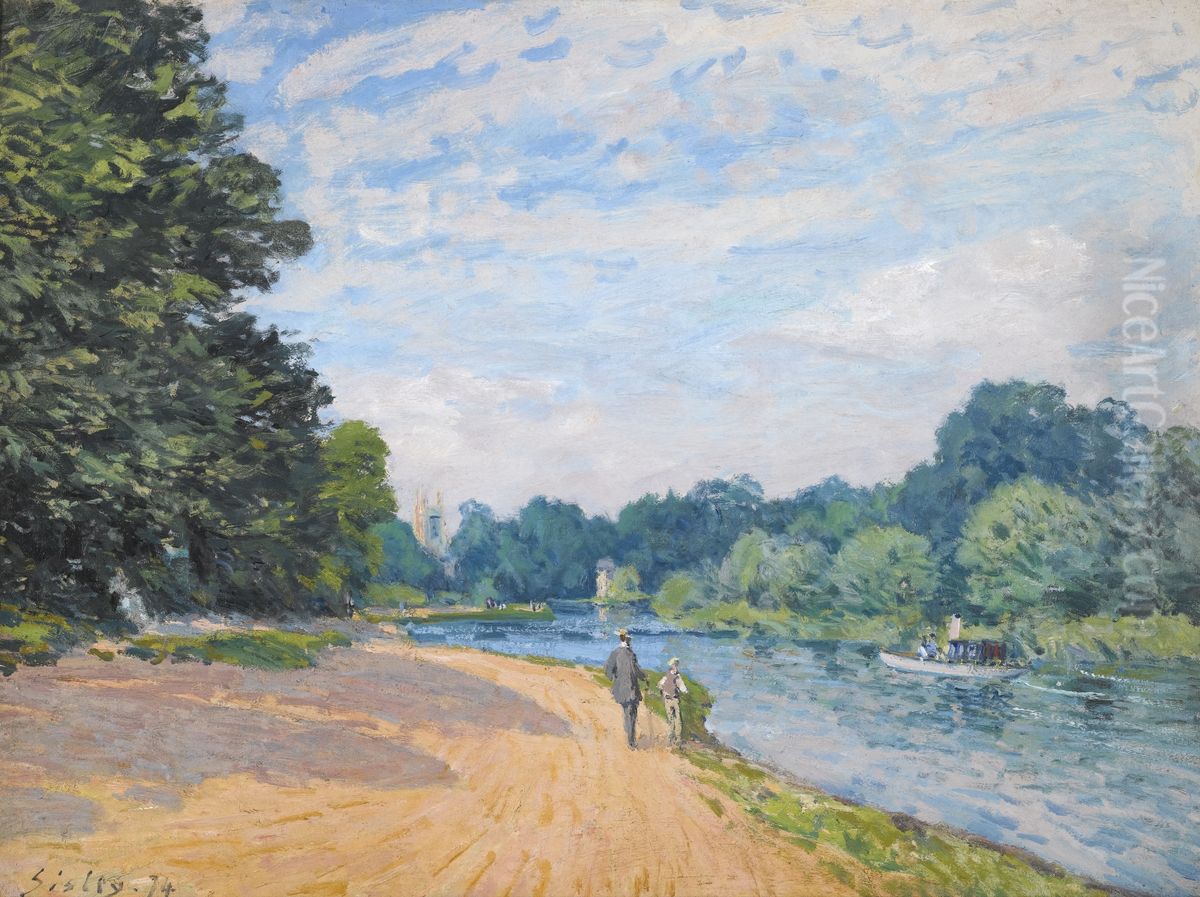 La Tamise avec Hampton Church Oil Painting by Alfred Sisley