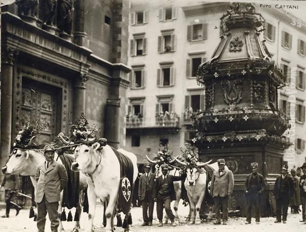 Lo Scoppio Delcarro Oil Painting by Gino Mugnai